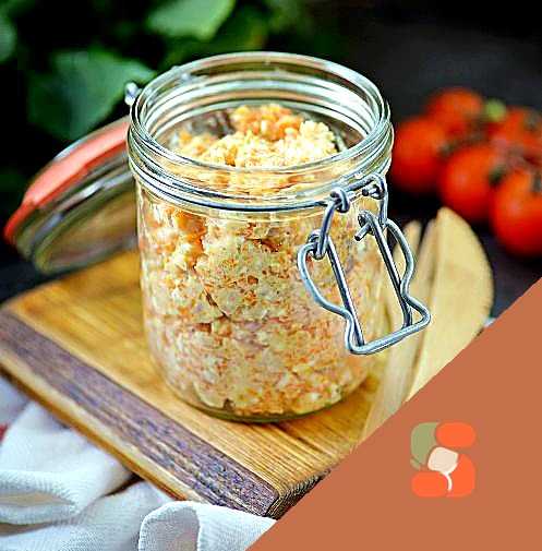 "Намазка" з оселедця, плавленого сиру та моркви