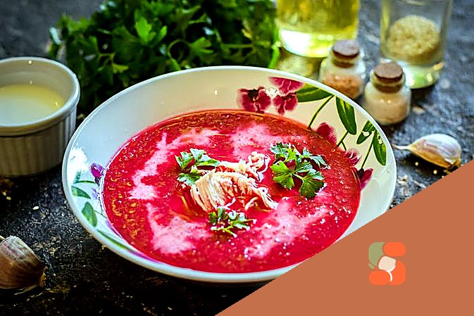 Крем-суп з буряка з кабачком та курячою грудкою