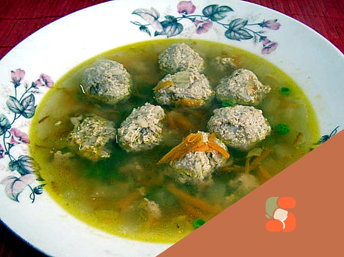 Швидка юшка з фрикадельками