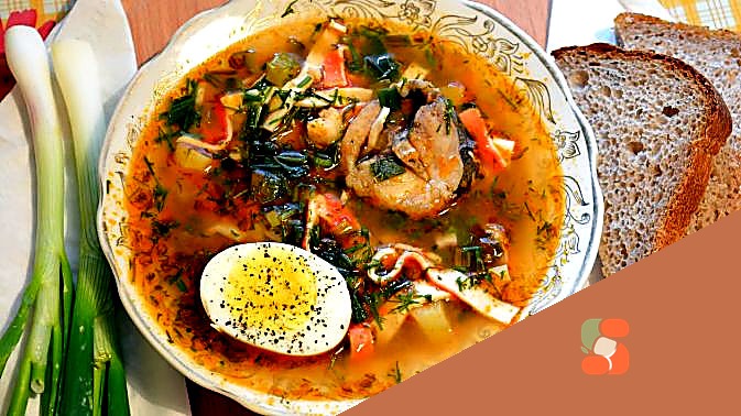 Рибна солянка з крабовими паличками